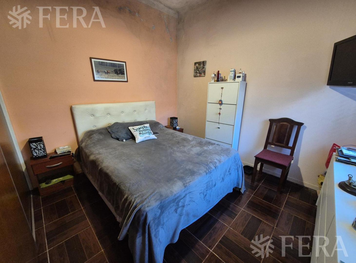 Foto de Venta PH 5 ambientes con terraza y parrilla en Sarandi, imagen 4