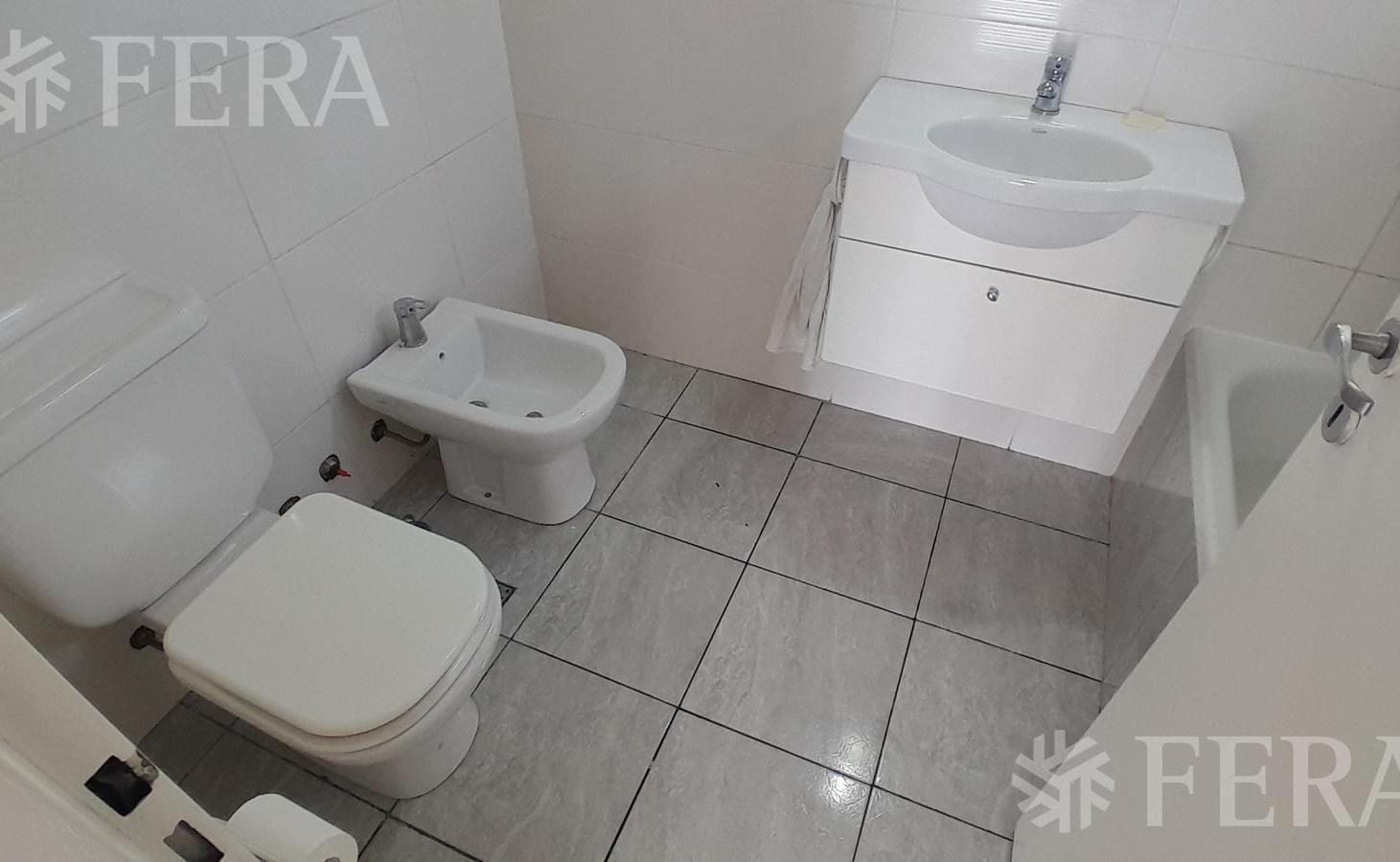 Foto de Alquiler monoambiente con balcón en Wilde, imagen 3