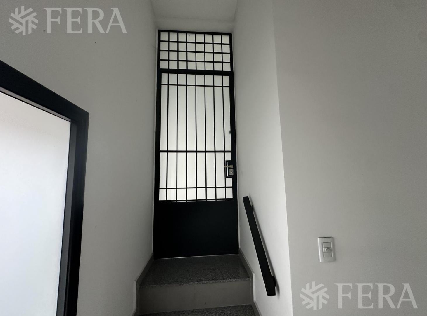 Foto de Venta departamento 3 ambientes con terraza propia en Sarandi, imagen 3