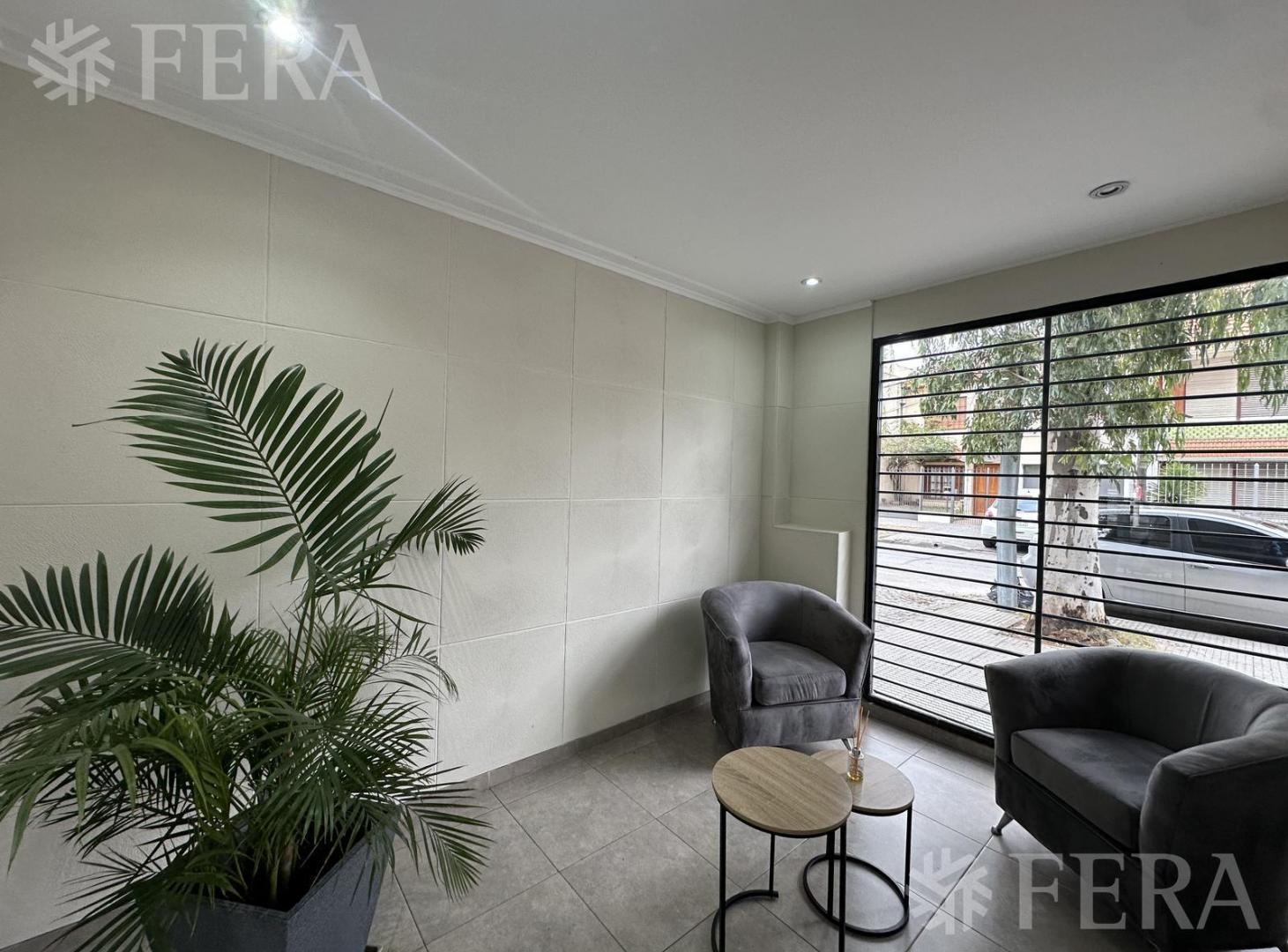 Foto de Venta departamento 2 ambientes con balcón en Wilde, imagen 1