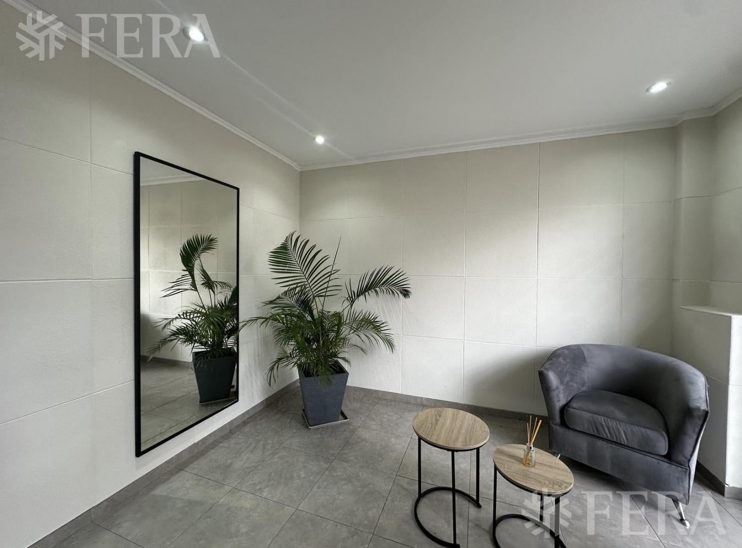 Foto de Venta departamento 2 ambientes con balcón en Wilde, imagen 2