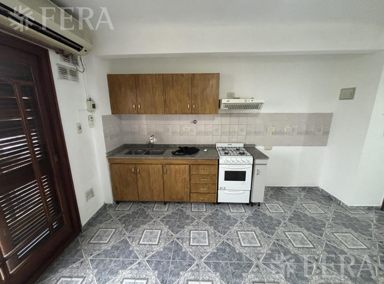 Foto de Alquiler de Departamento de 2 ambientes en Wilde, imagen 4
