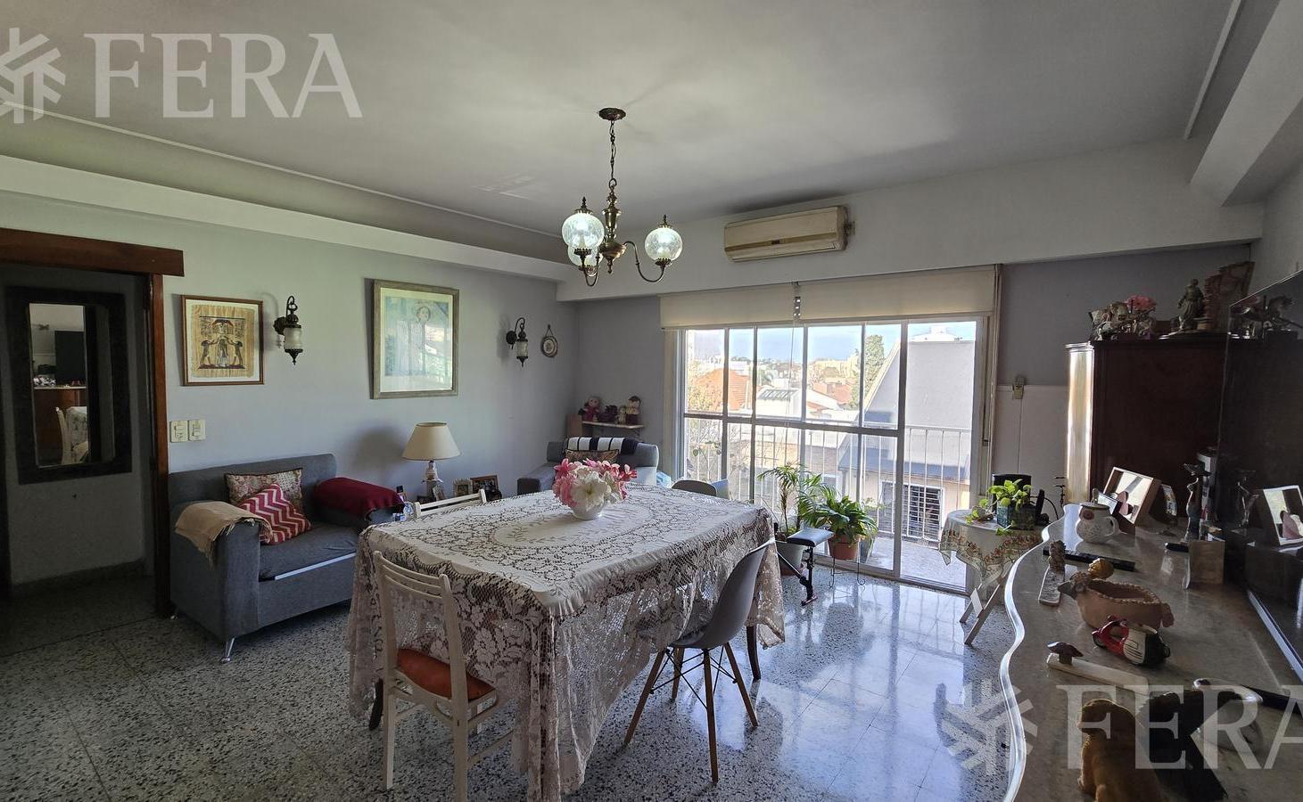 Foto de Venta Departamento 3 ambientes con balcón en Wilde, imagen 2