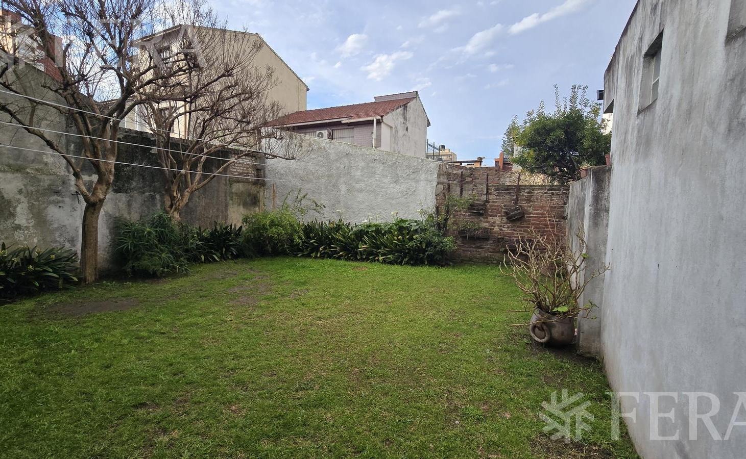 Foto de Venta Departamento 3 ambientes con balcón en Wilde, imagen 3