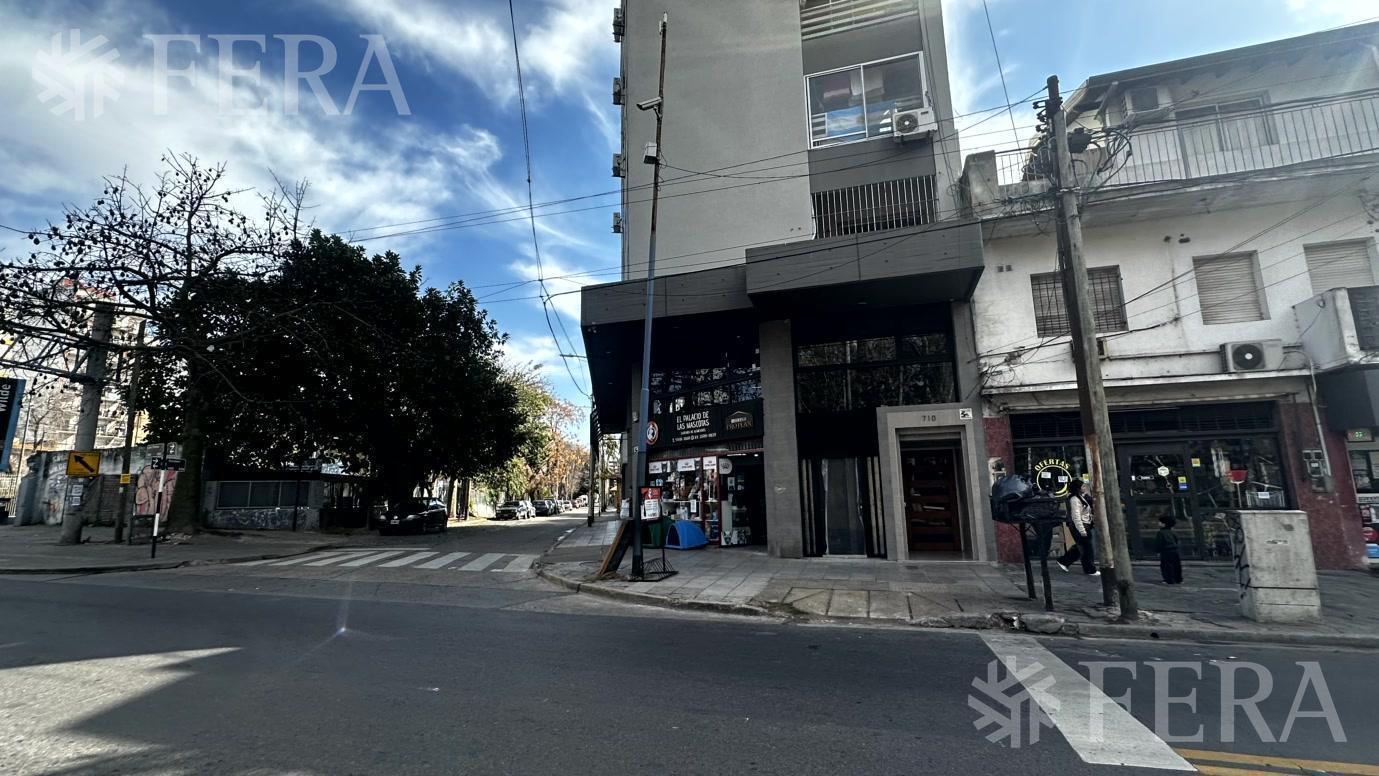 Foto de Venta departamento 2 ambientes con balcón en Wilde, imagen 2