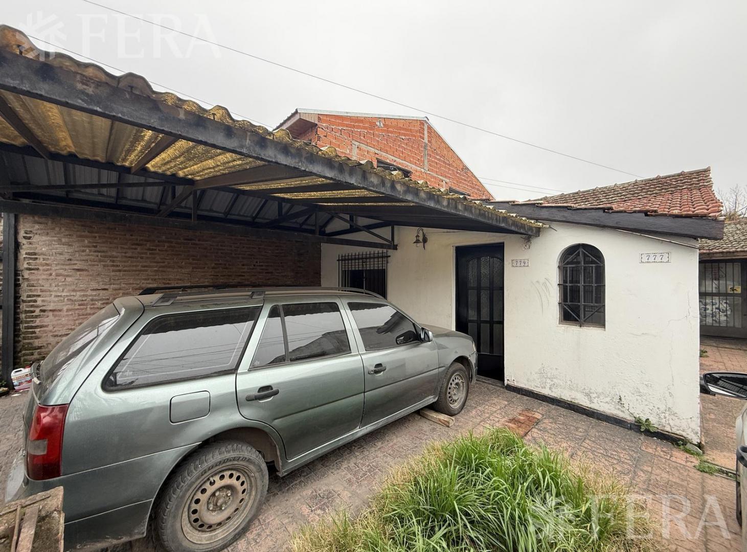 Foto de Venta PH 3 ambientes con cochera en Bernal, imagen 1