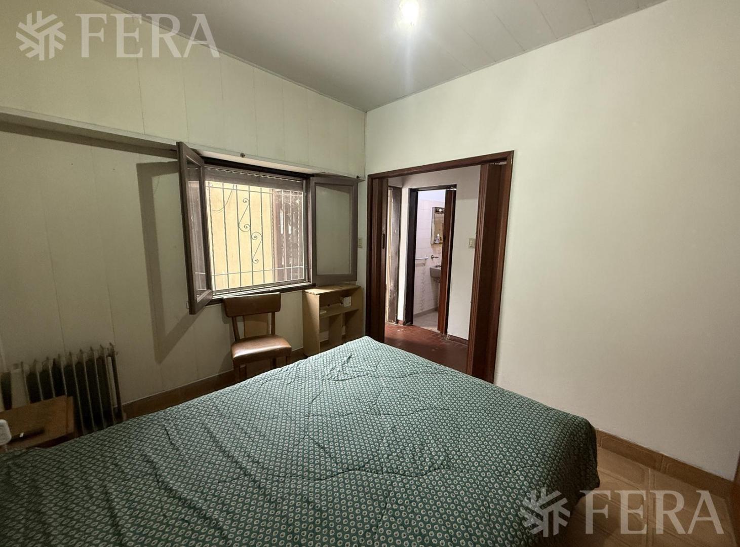Foto de Venta PH 3 ambientes con cochera en Bernal, imagen 3