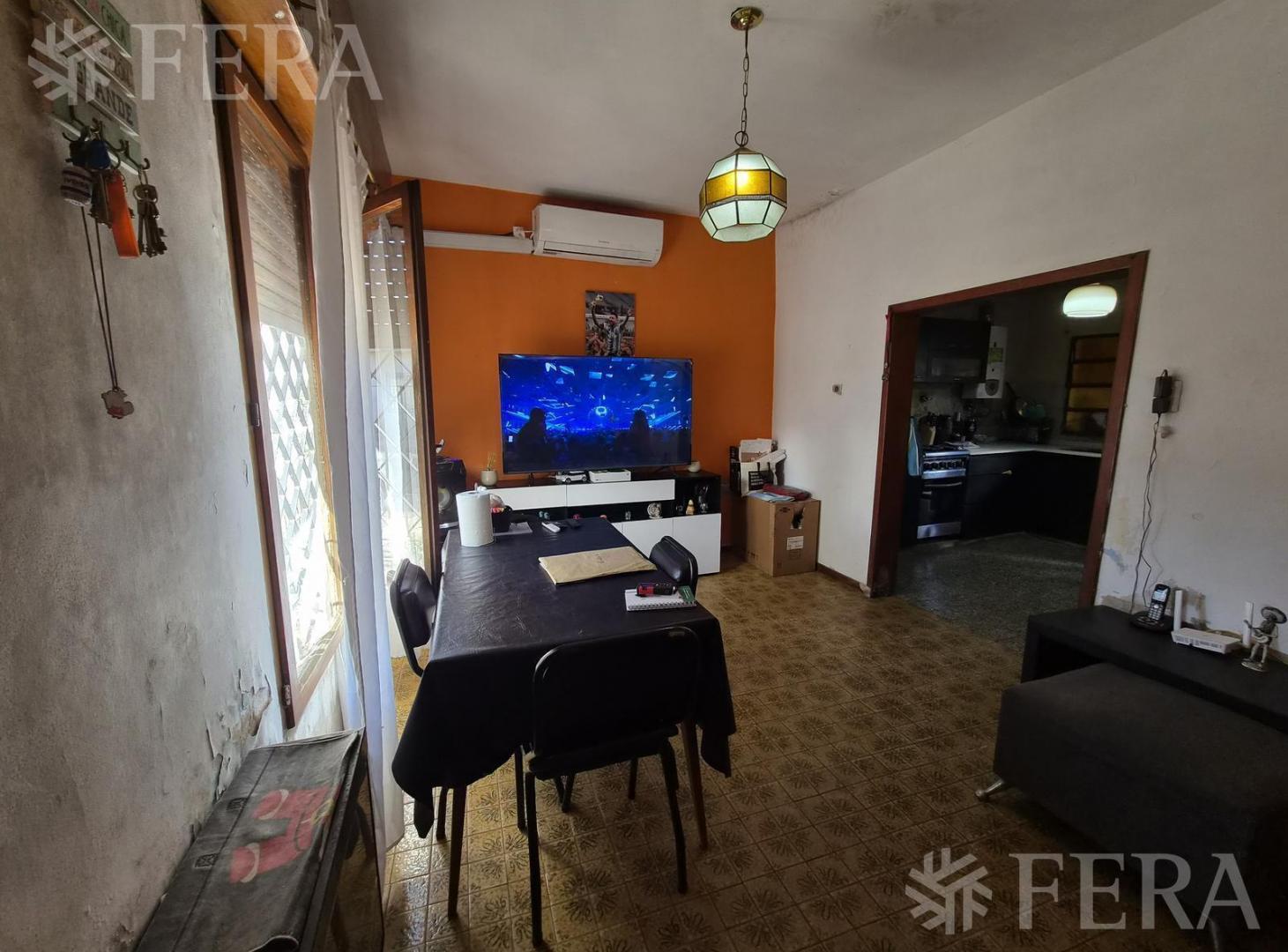 Foto de Venta PH 5 ambientes con patio en Wilde, imagen 2