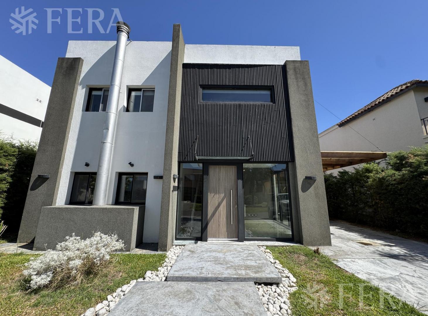 Venta casa 6 ambientes con piscina Altos de Hudson II - Hudson