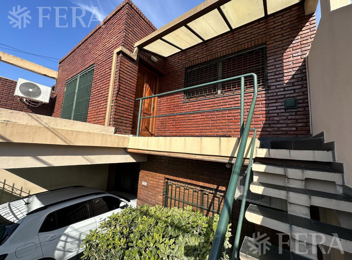 Foto de Venta de PH 3 ambientes con quincho en Bernal, imagen 1