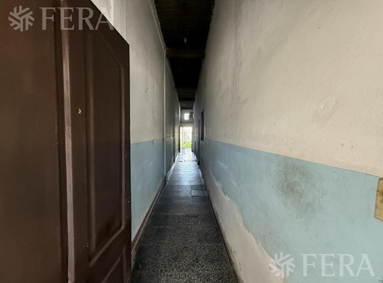Foto de Venta casa multifamiliar con jardín en San Francisco Solano, imagen 1
