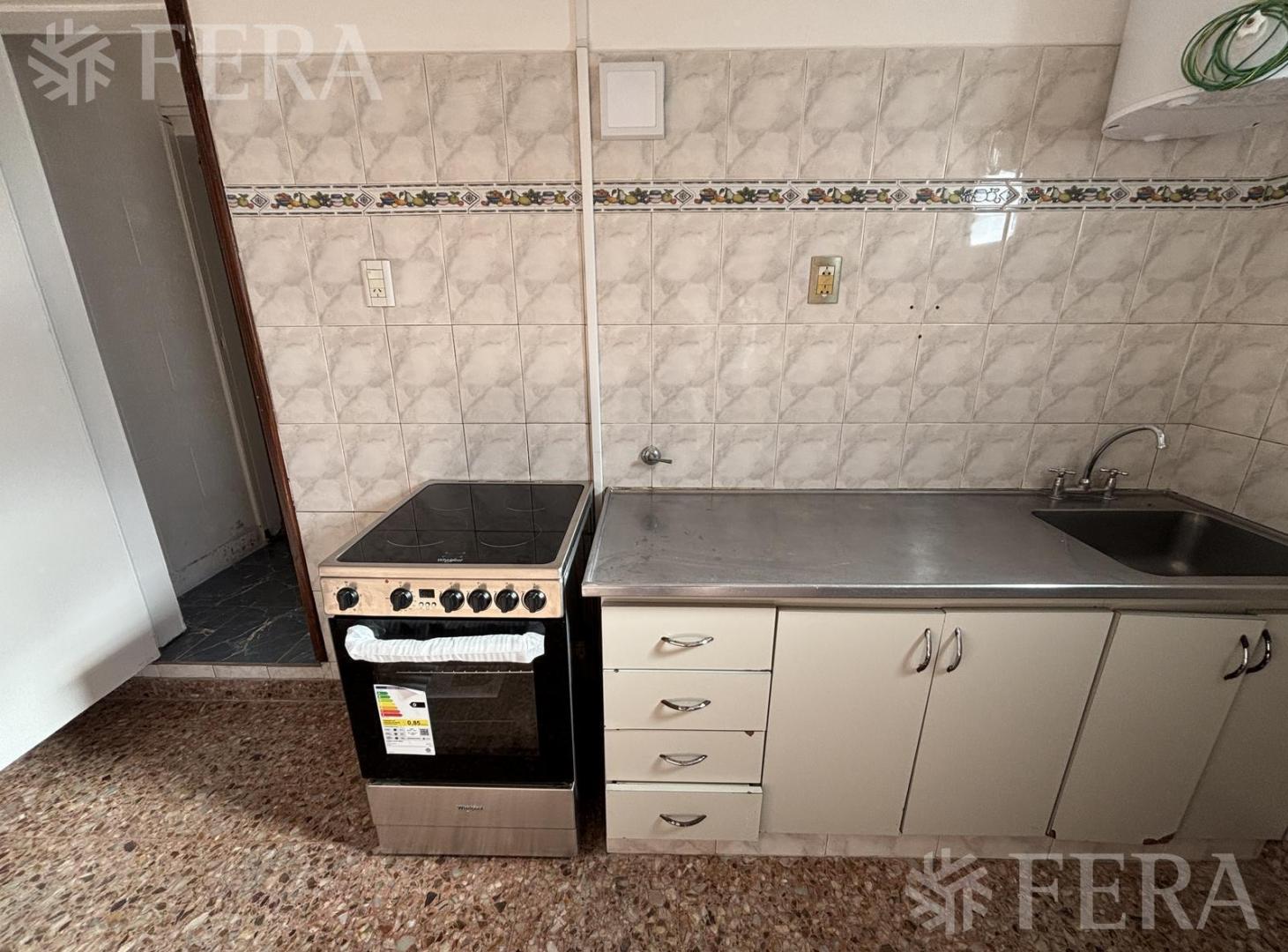 Foto de Alquiler PH 3 ambientes con terraza en Sarandi, imagen 4