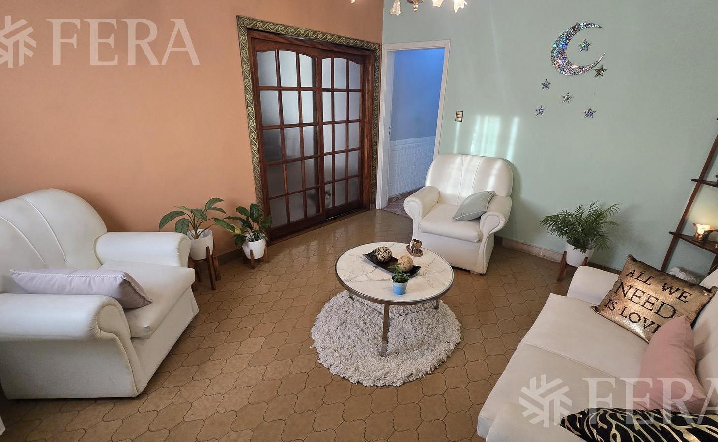 Foto de Venta casa 5 ambientes con cochera, patio con parrilla y terraza en Don, imagen 5