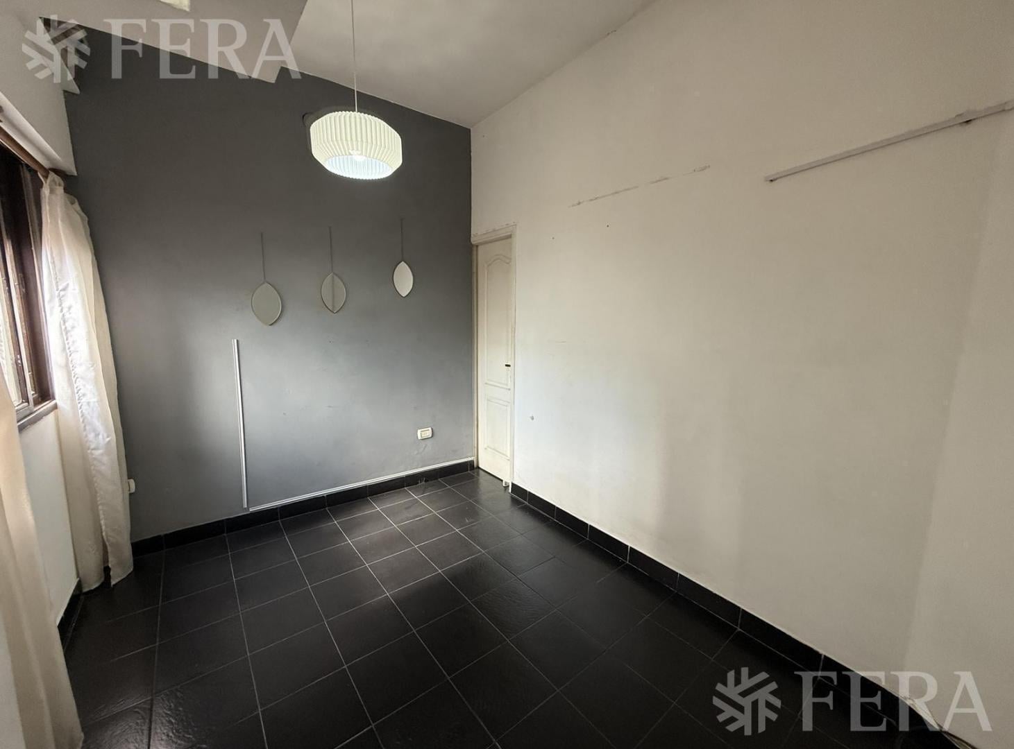 Foto de Venta PH 3 ambientes con terraza en Sarandi, imagen 4