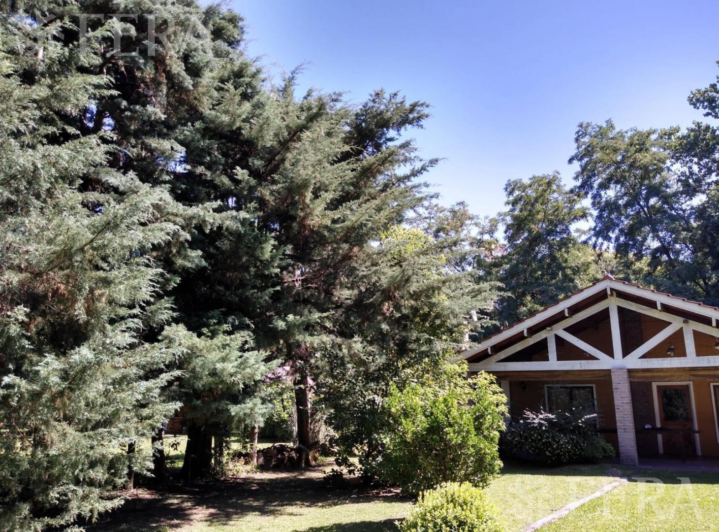 Foto de Venta de Casa Quinta con parrilla en Florencio Varela, imagen 3