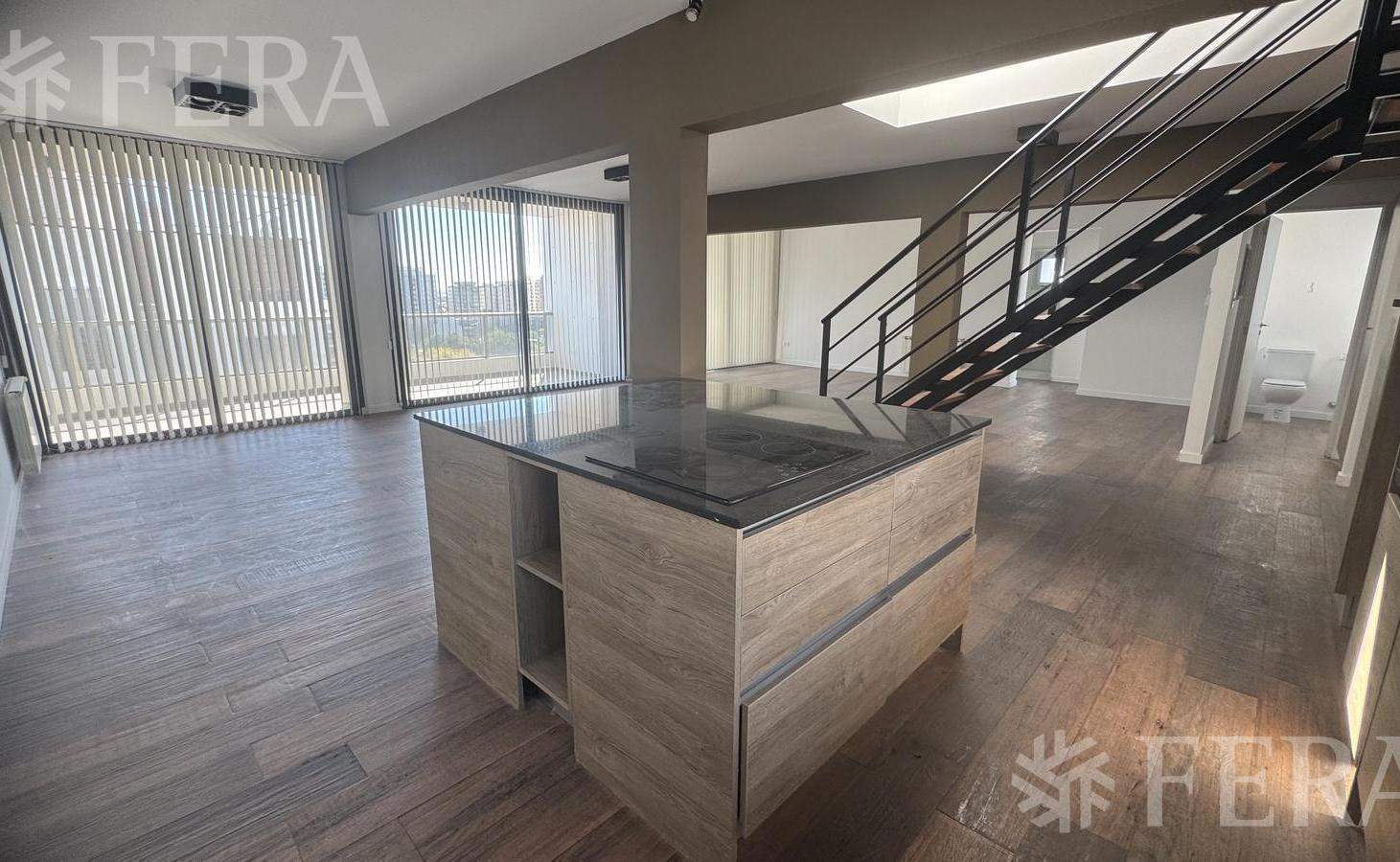 Foto de Venta de departamento de 5 ambientes con cochera y balcón en Wilde, imagen 2