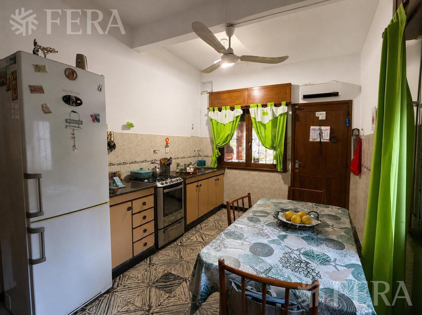 Foto de Venta PH 3 ambientes con patio en Wilde, imagen 5