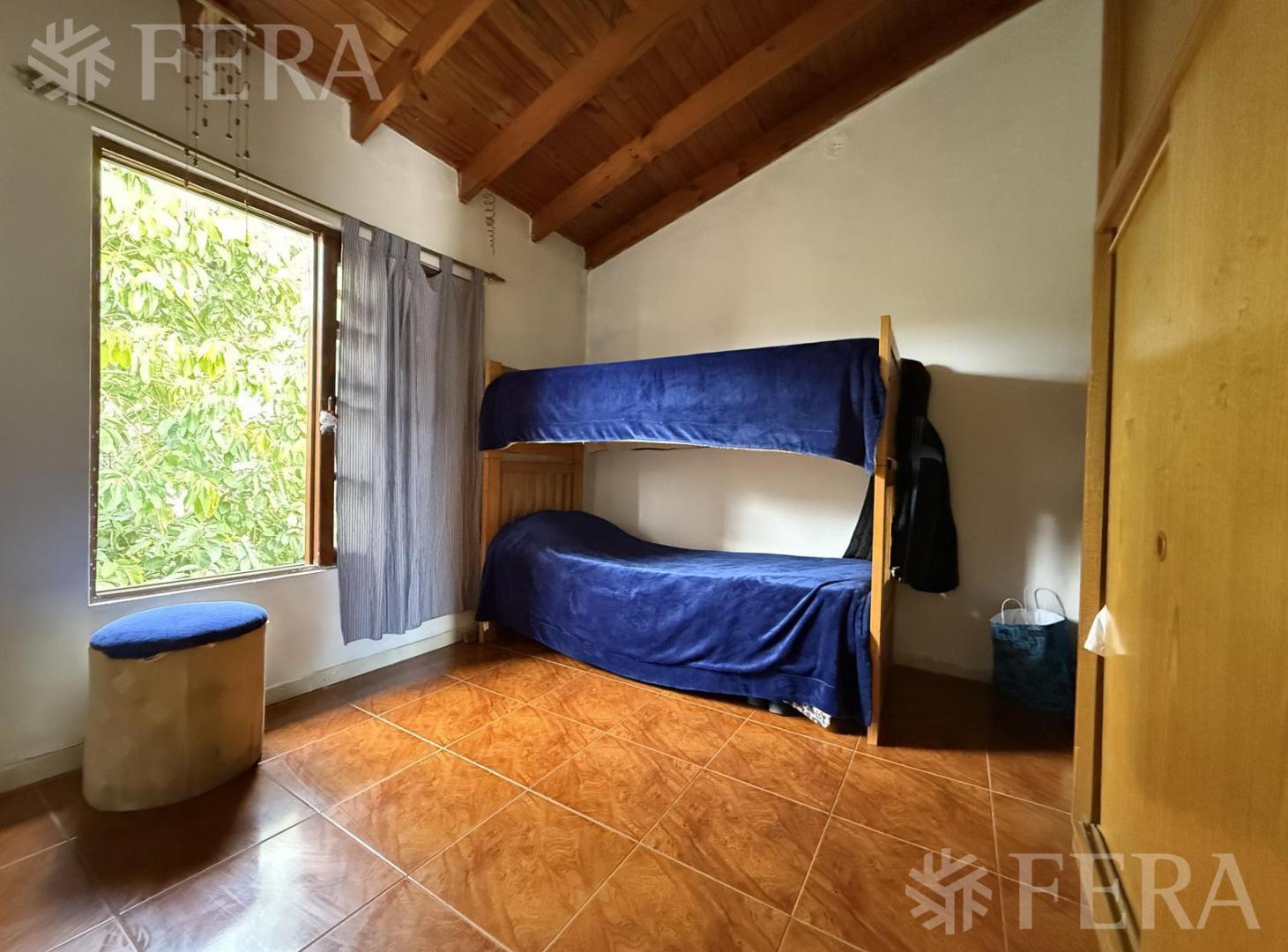 Foto de Venta Casa 4 ambientes con cochera y terraza en Villa Dominico, imagen 2