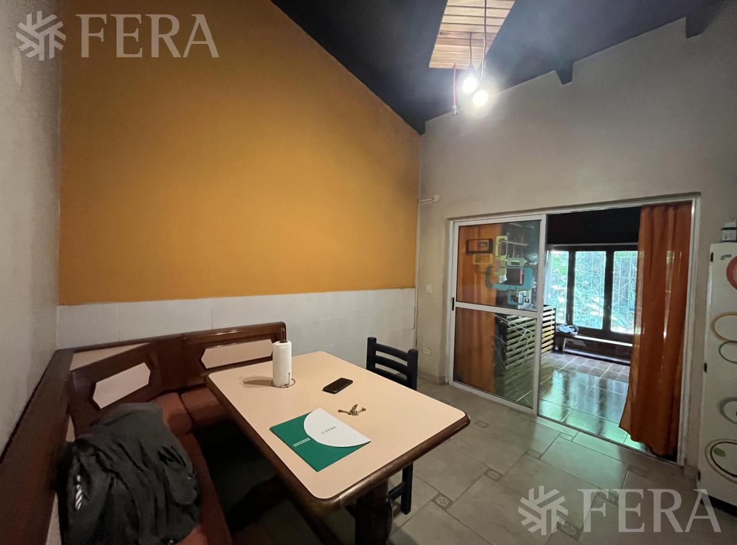 Foto de Venta casa 4 ambientes con jardín en Bernal Oeste, imagen 4