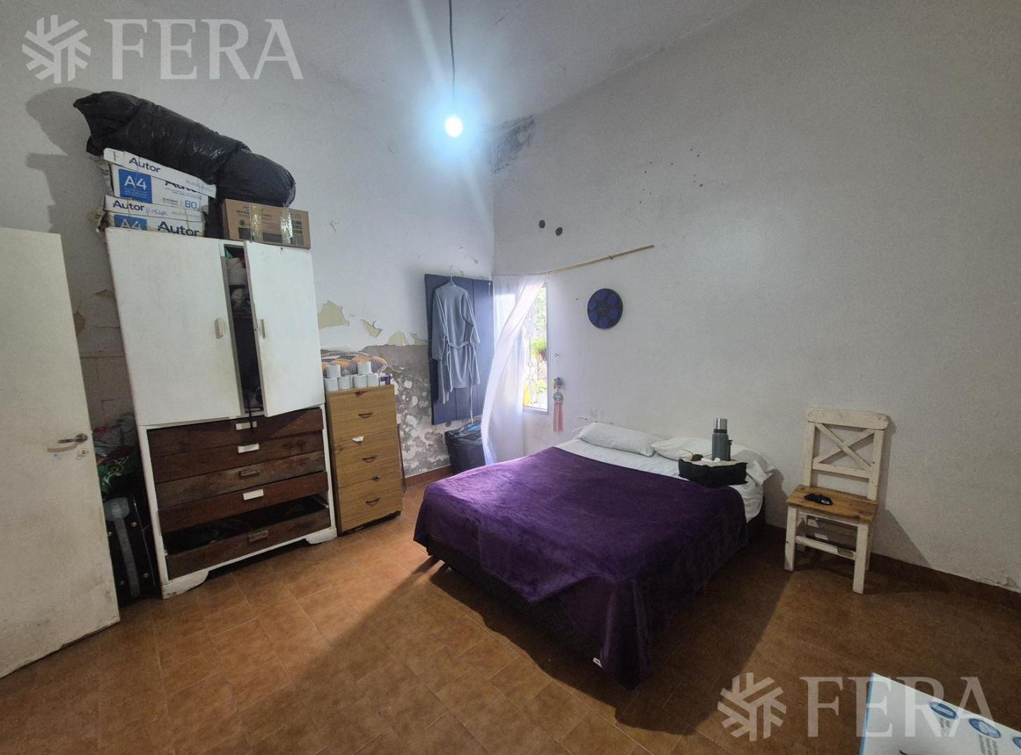 Foto de Venta casa para dos familias con patio en Wilde, imagen 2