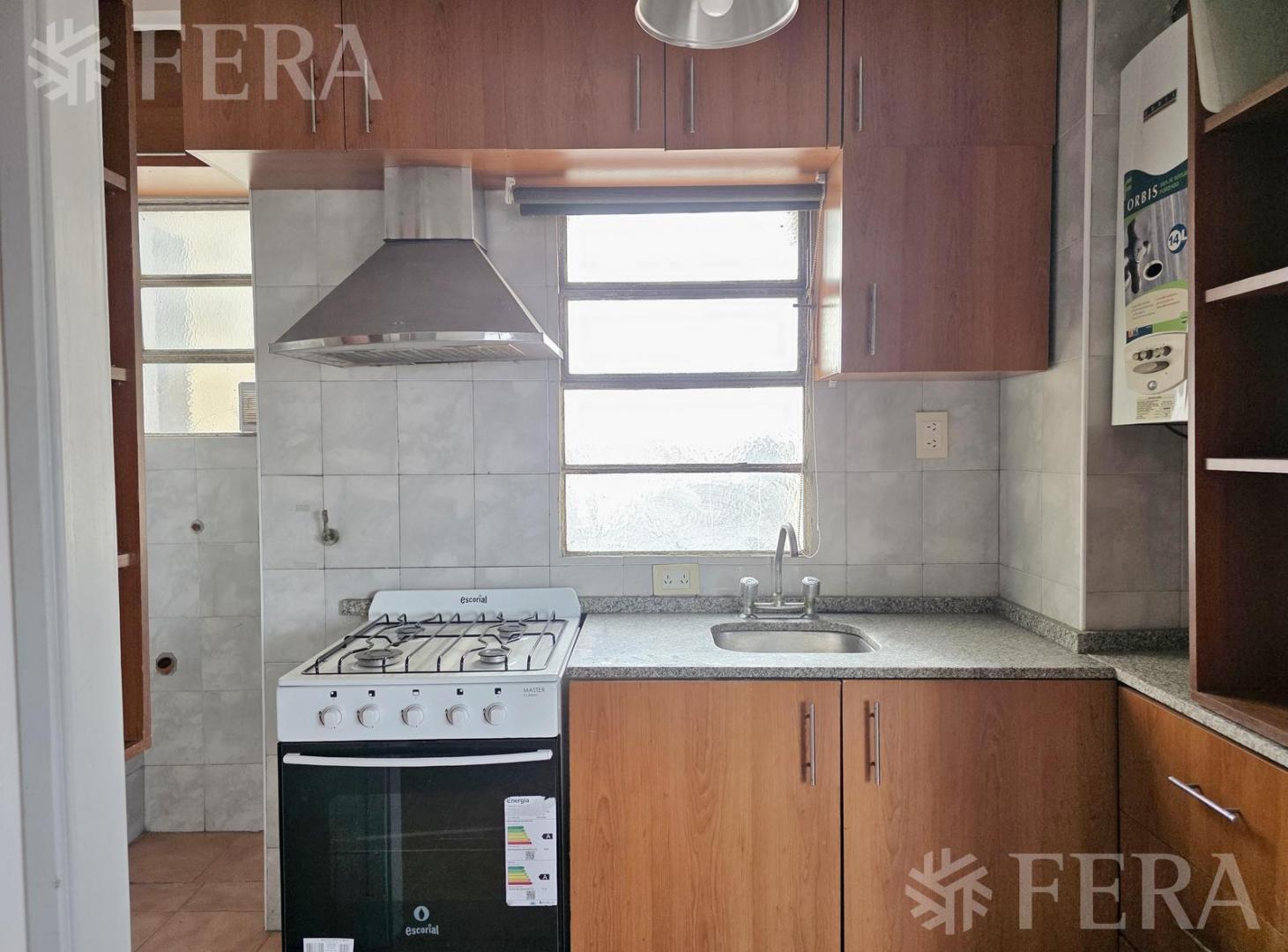 Foto de Venta departamento 2 ambientes en Sarandi, imagen 2