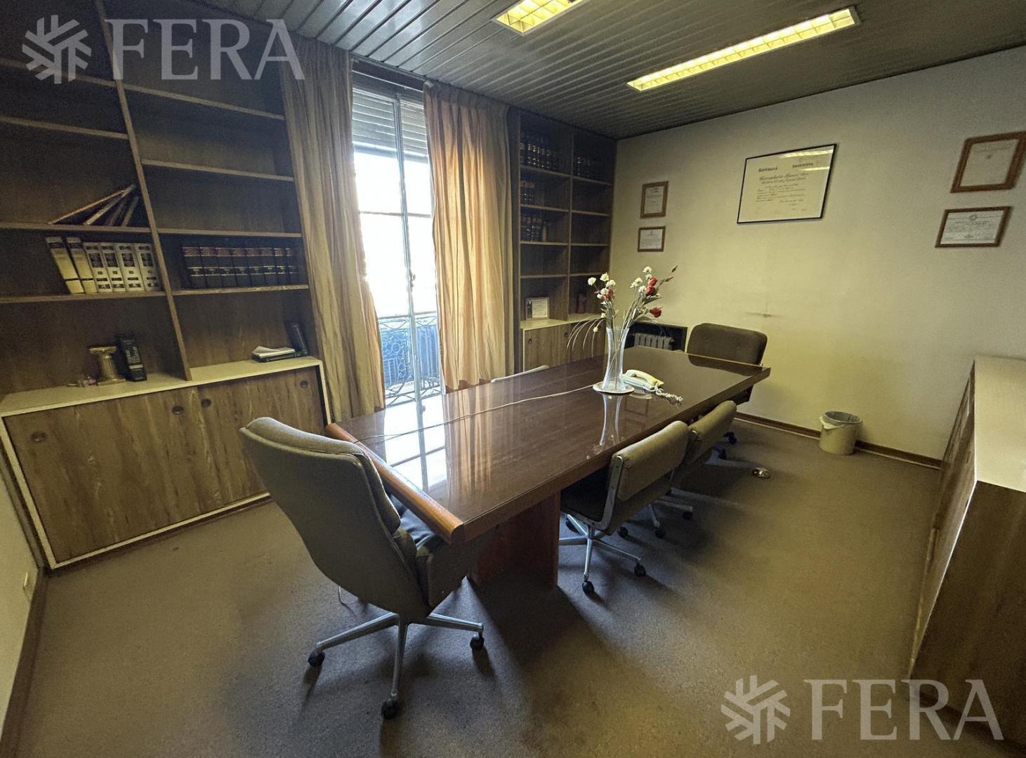 Foto de Alquiler de Oficina en Monserrat, imagen 1