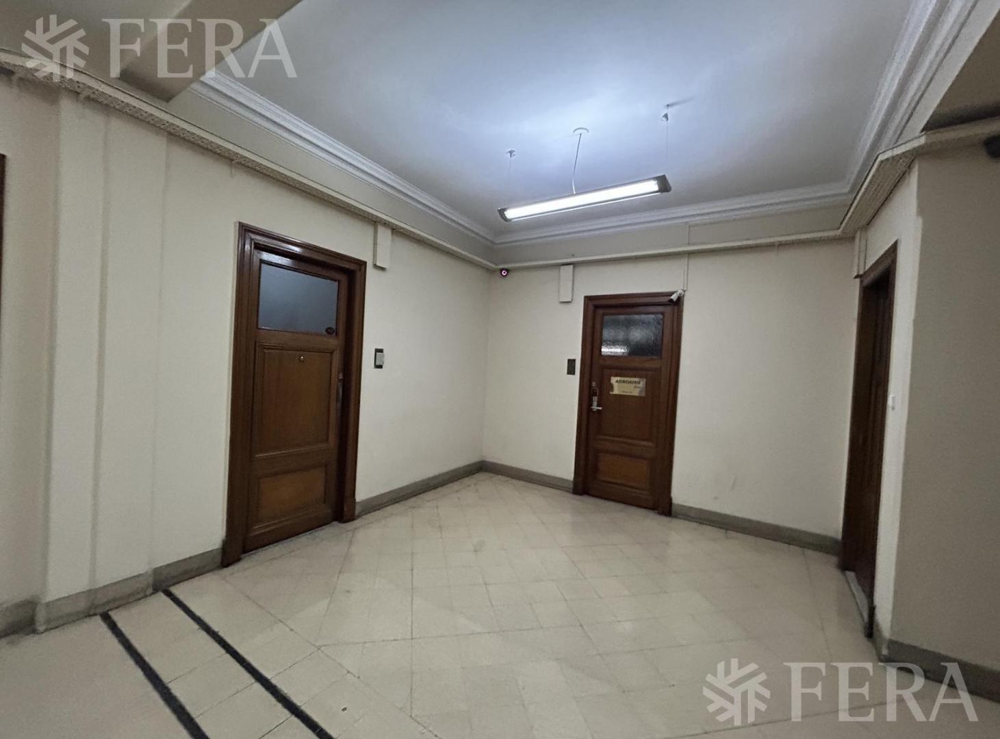Foto de Alquiler de Oficina en Monserrat, imagen 4