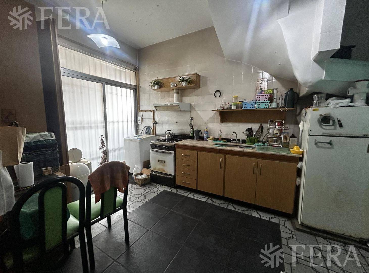 Foto de Venta de PH 3 ambientes con balcón en Wilde, imagen 3