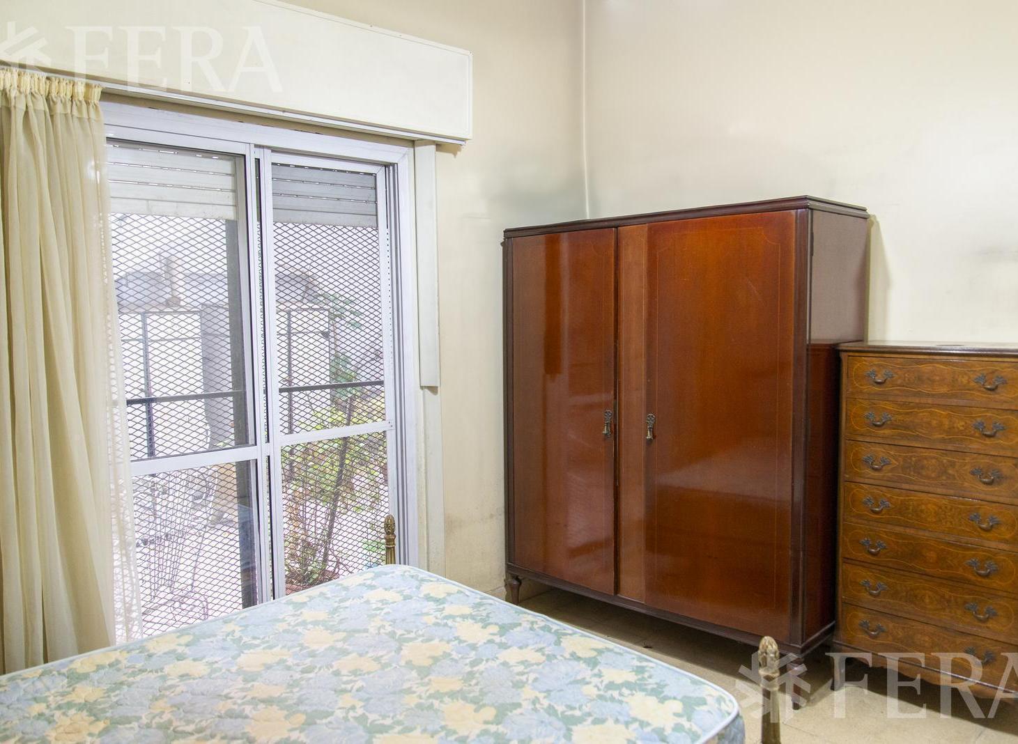 Foto de Venta PH 2 ambientes con patio en Sarandi, imagen 5