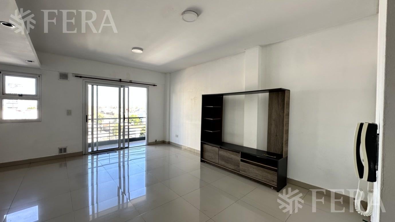 Foto de Venta departamento 2 ambientes con balcón en Wilde, imagen 3