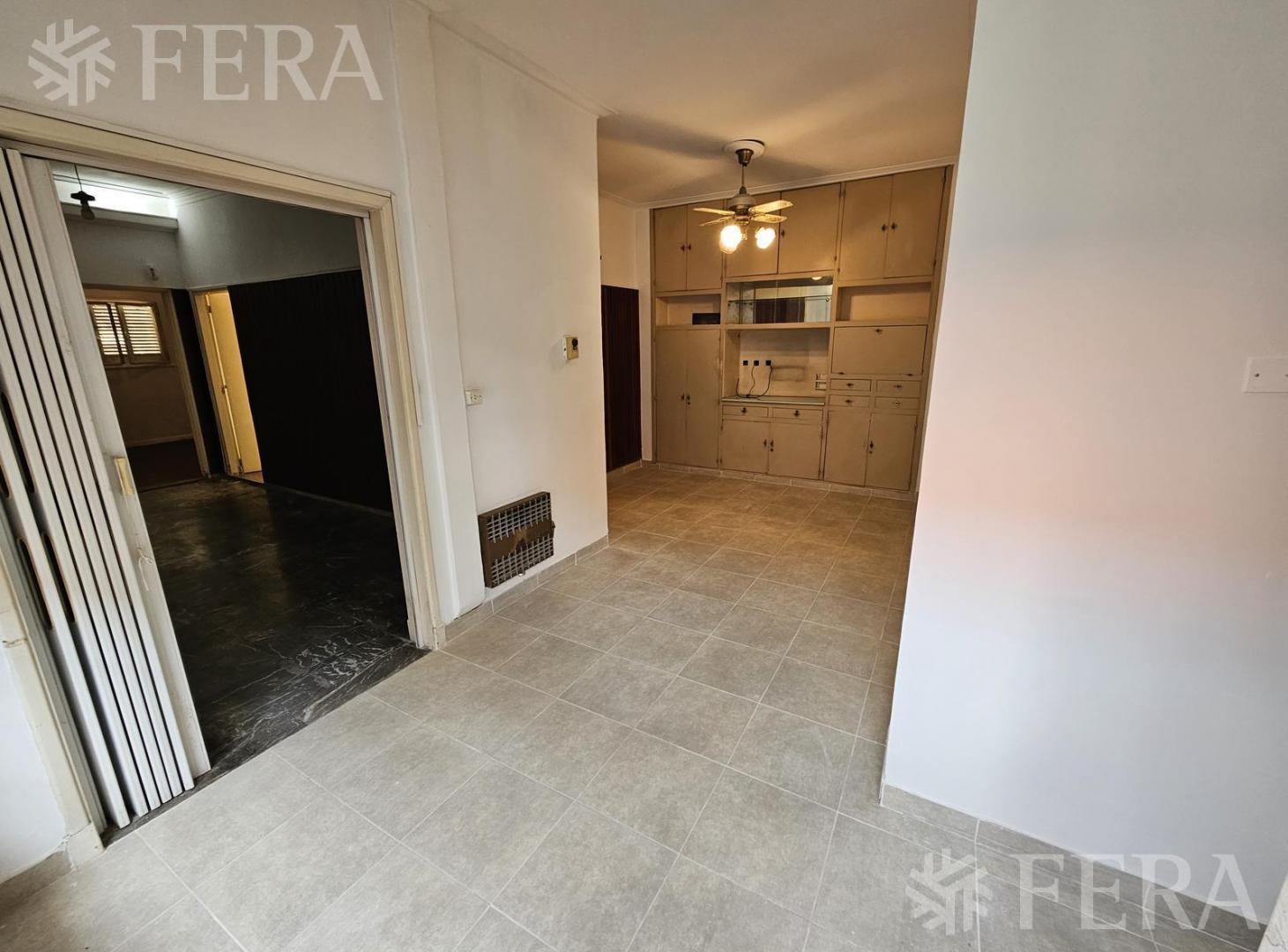 Foto de Venta de PH 4 ambientes con cochera en Wilde, imagen 4