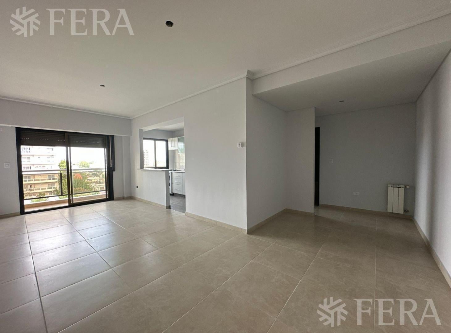 Foto de Venta de departamento 2 ambientes con balcón en Wilde, imagen 2