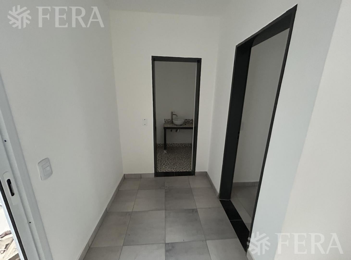 Foto de Venta PH 2 ambientes con patio en San Andres-General San Martin, imagen 5