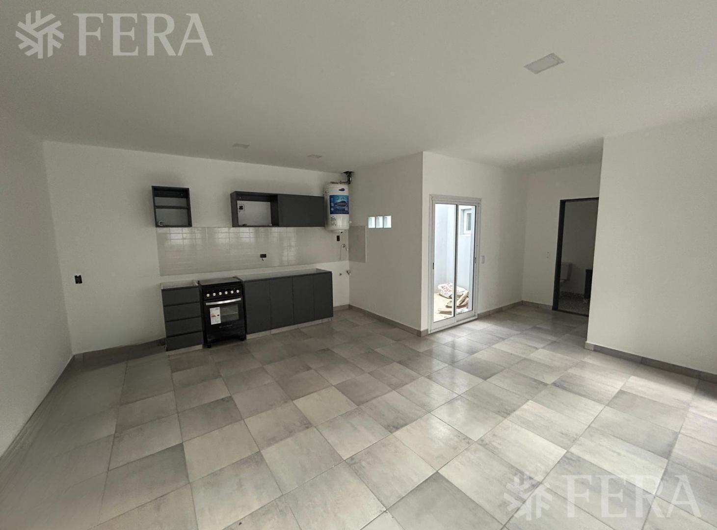 Foto de Venta PH 2 ambientes con patio en San Andres-General San Martin, imagen 3