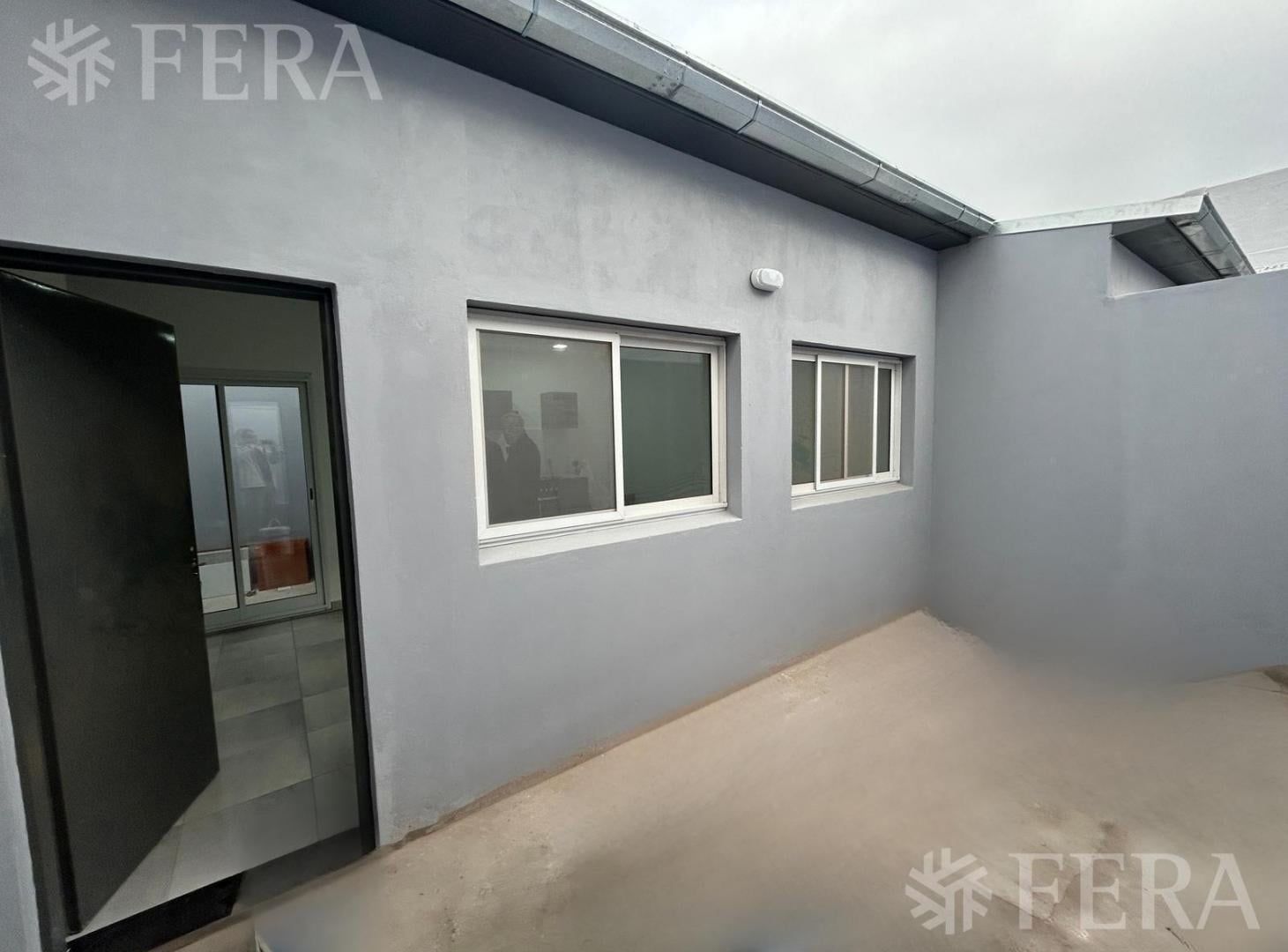Foto de Venta PH 2 ambientes con patio en San Andres-General San Martin, imagen 1