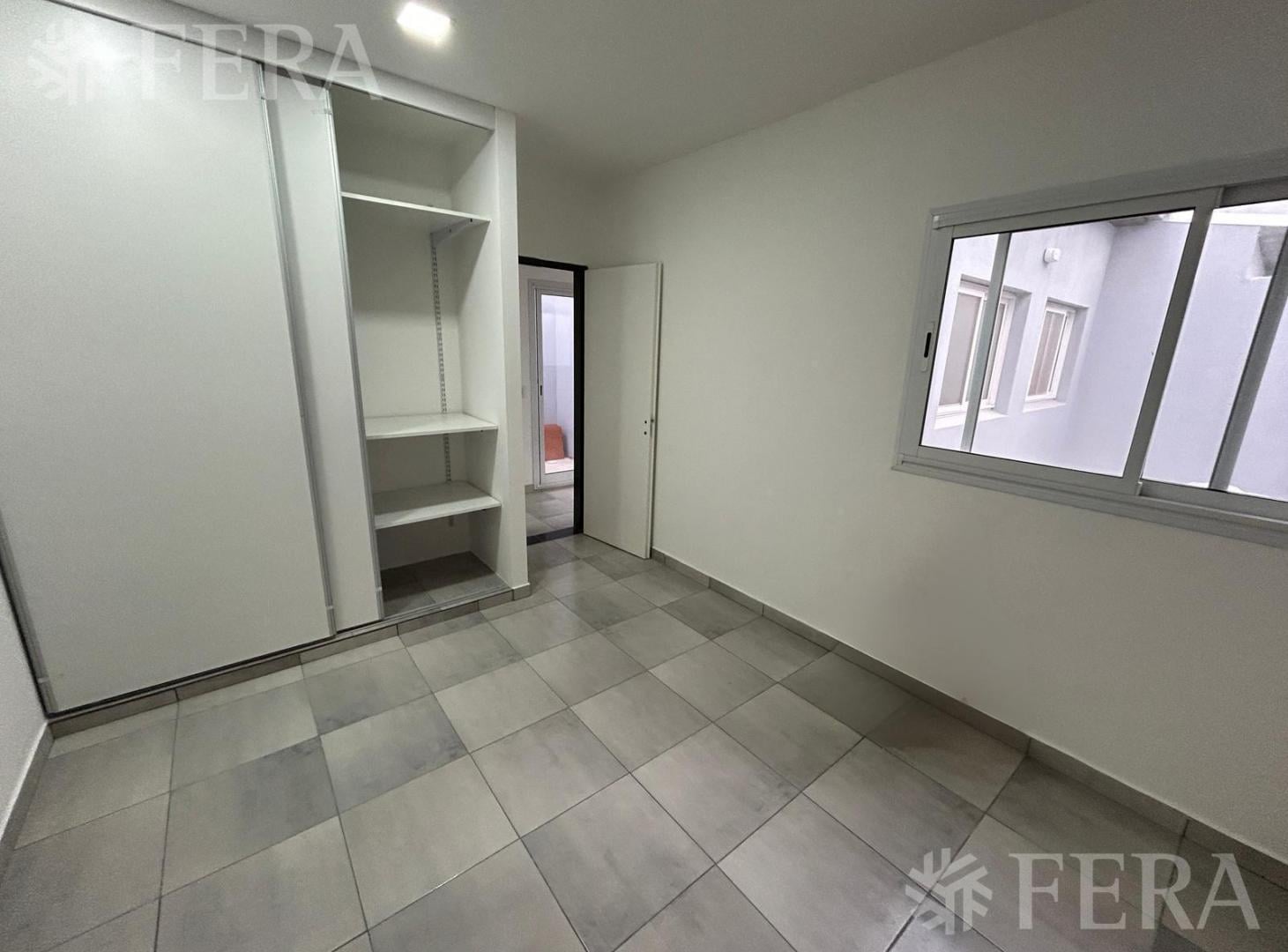 Foto de Venta PH 2 ambientes con patio en San Andres-General San Martin, imagen 3