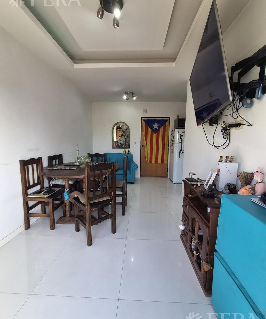 Foto de Venta departamento 3 ambientes con balcón en Wilde, imagen 3