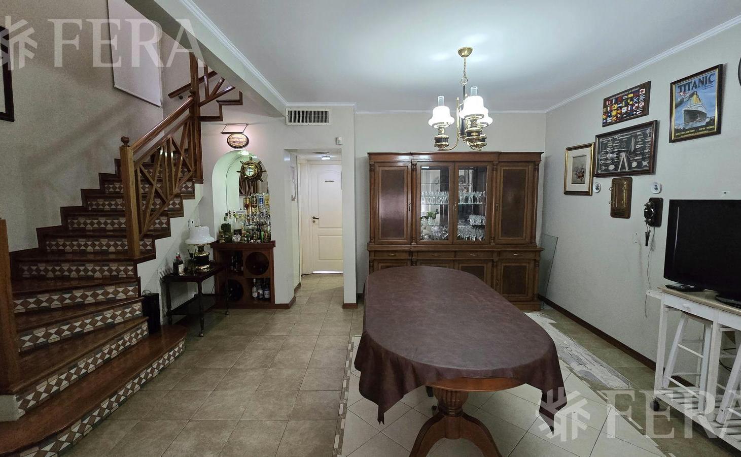 Foto de Venta casa 4 ambientes con cochera y piscina en Wilde, imagen 4