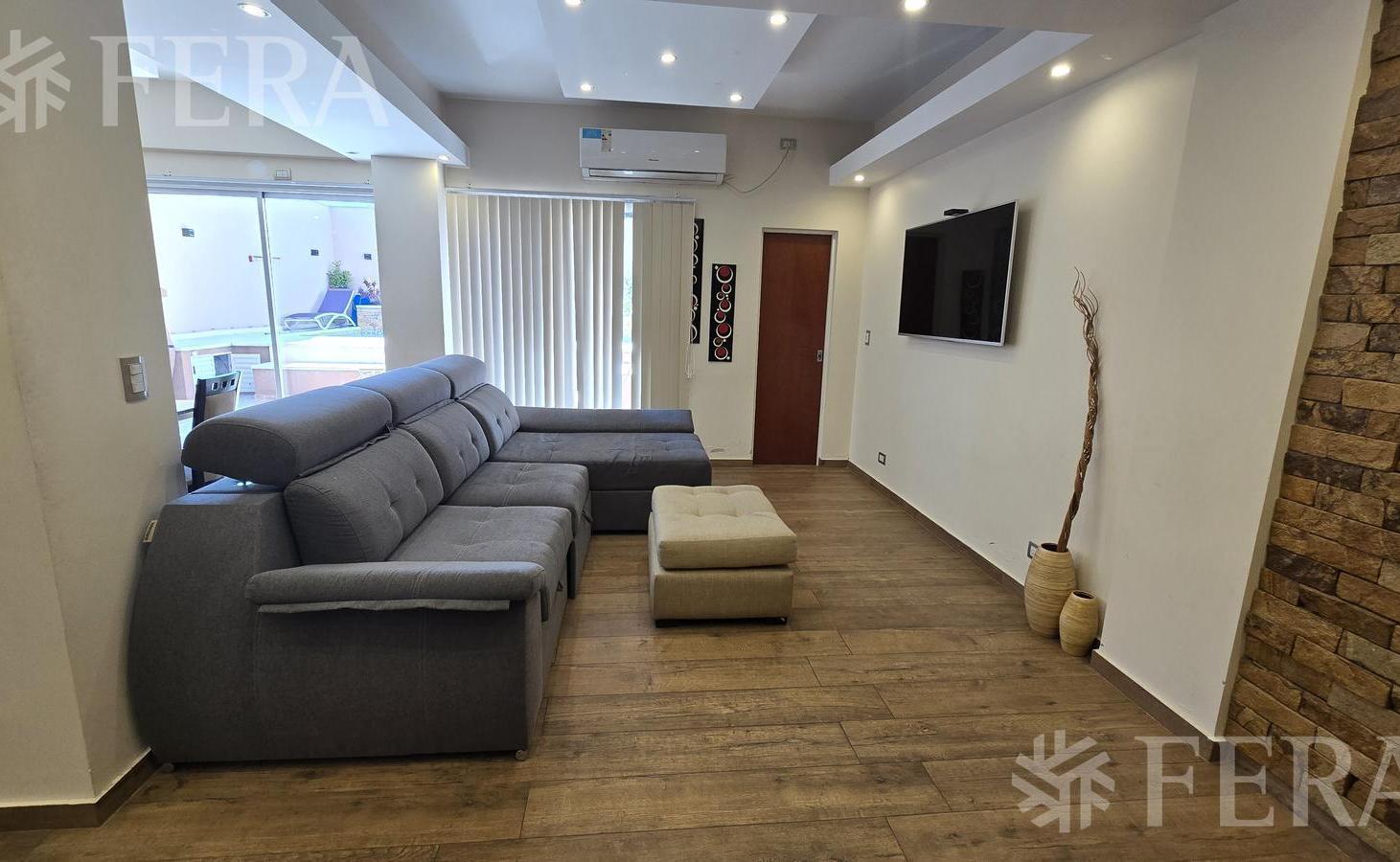 Foto de Venta casa 5 ambientes con cochera en Sarandi, imagen 5