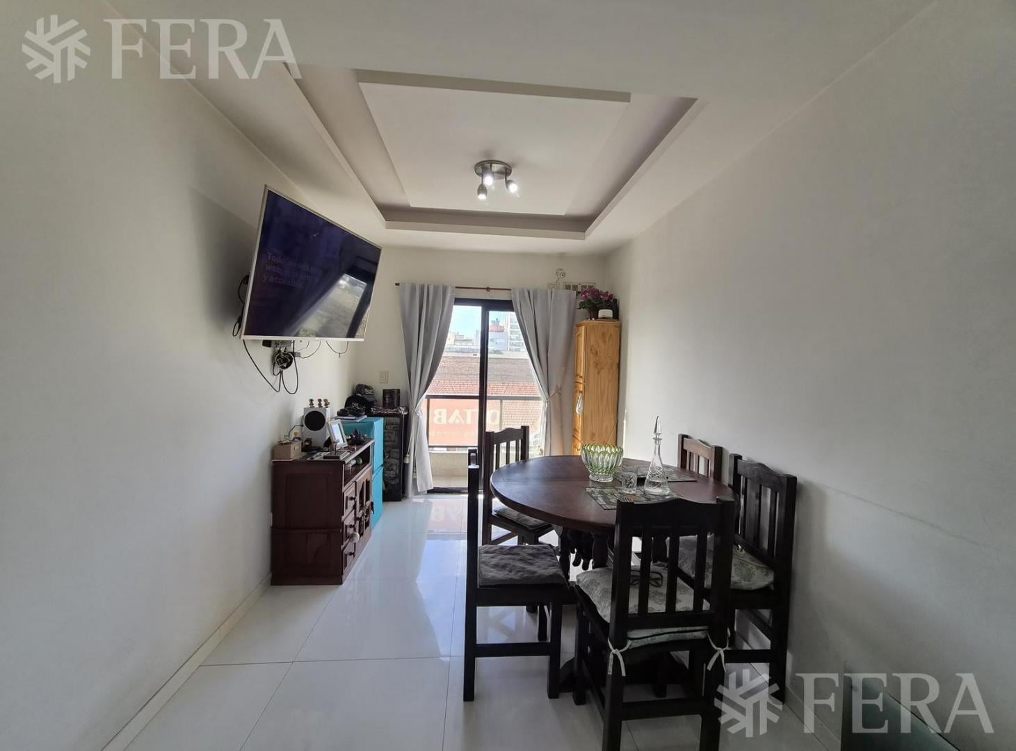 Foto de Venta departamento 3 ambientes con balcón en Wilde, imagen 2