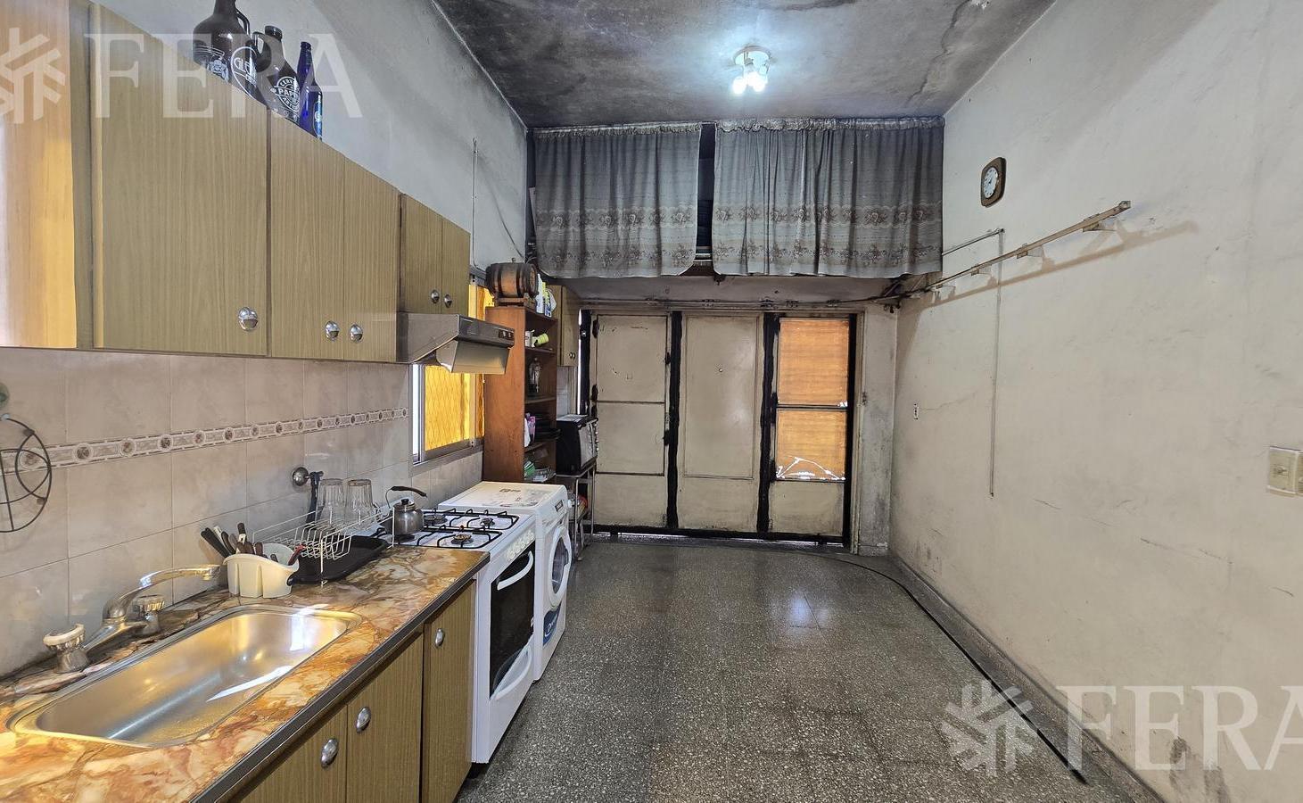 Foto de Venta casa 4 ambientes con cochera en Monte Chingolo, imagen 5