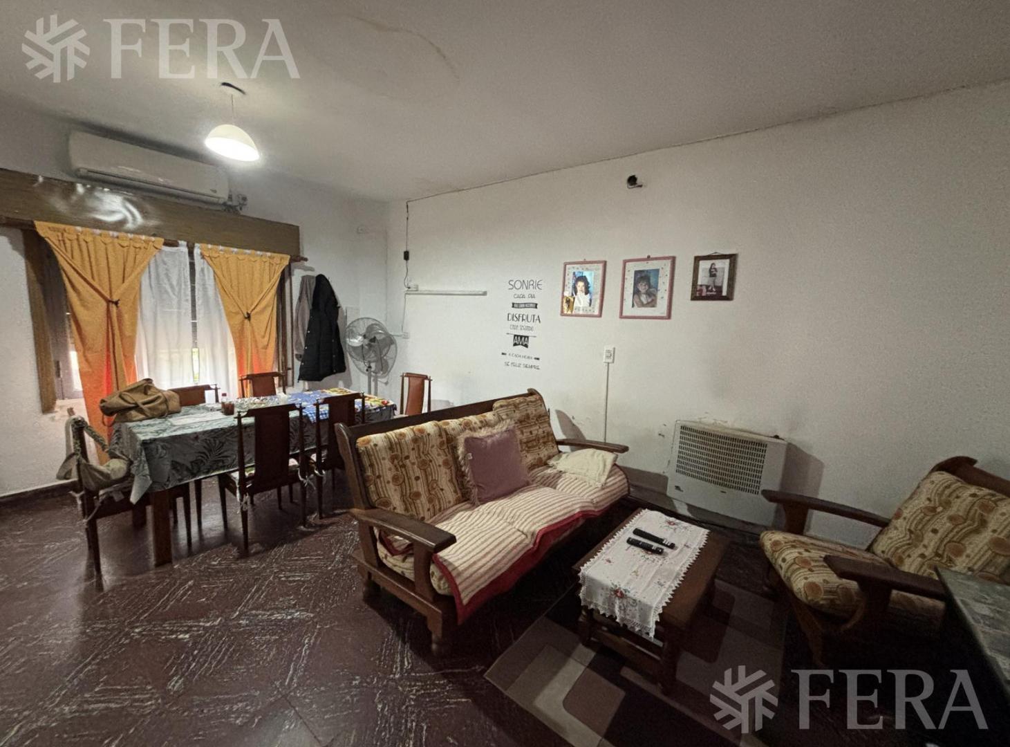 Foto de Venta casa 3 ambientes con cochera en Temperley Este, imagen 5