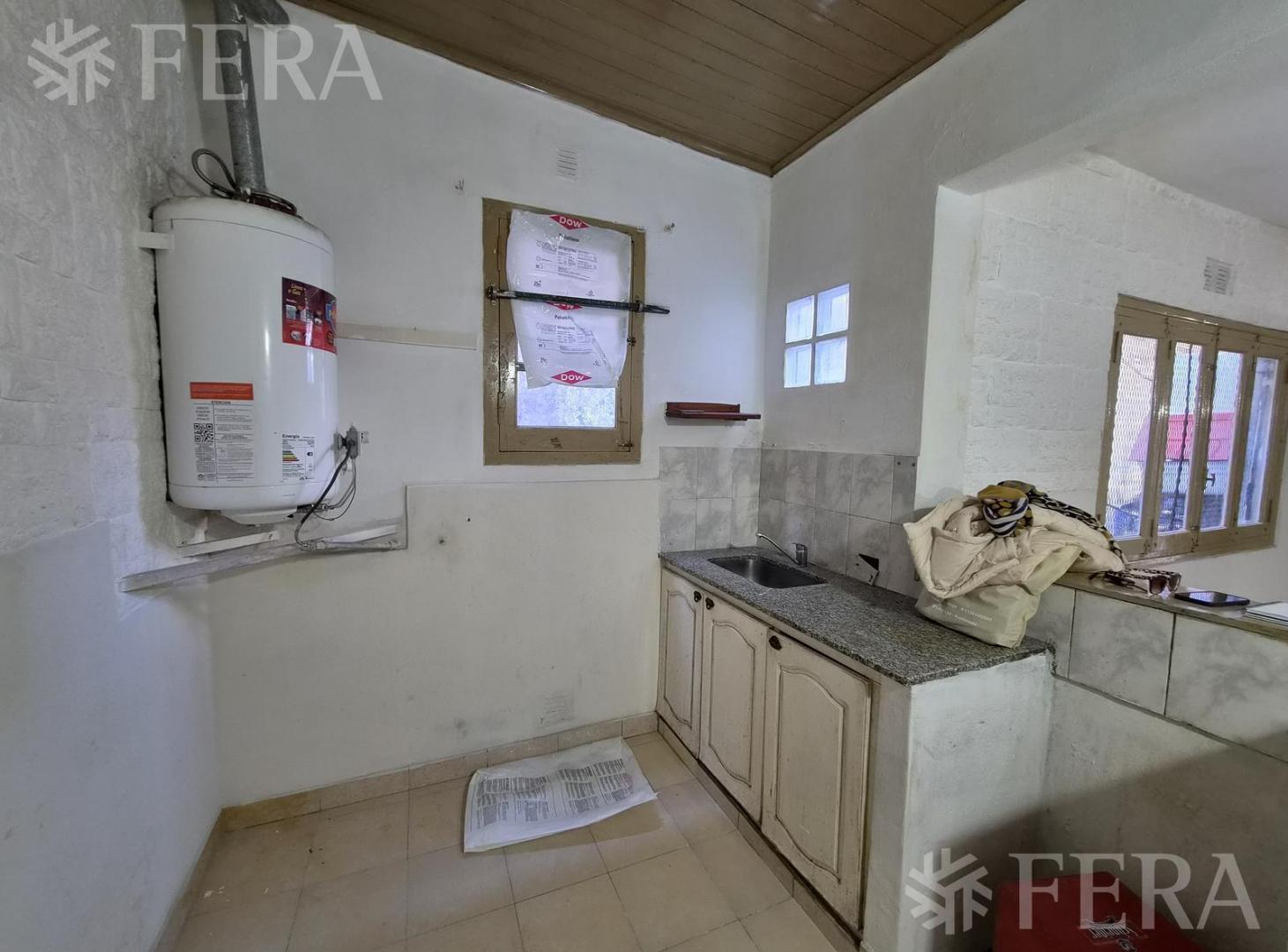 Foto de Venta PH 3 ambientes con patio en Wilde, imagen 4