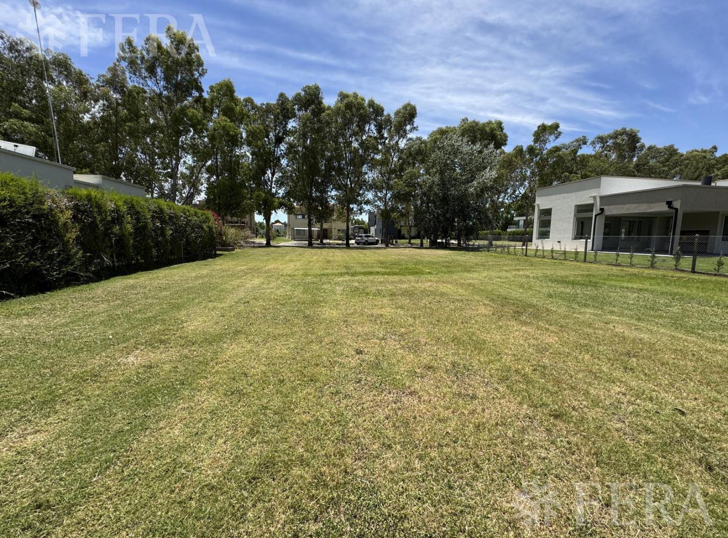 Foto de Venta terreno de 1263,83mts en Club Miralagos II - La Plata, imagen 4