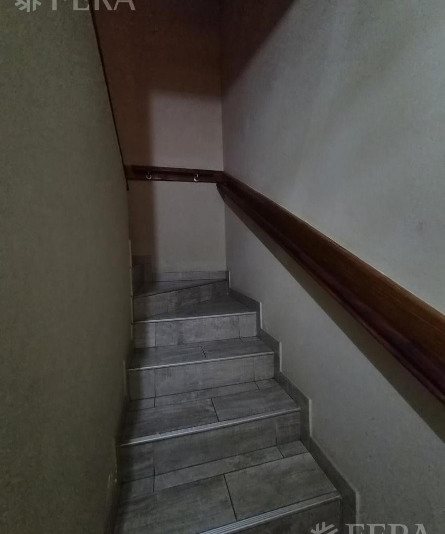 Foto de Venta PH 4 ambientes con cochera en Quilmes, imagen 3