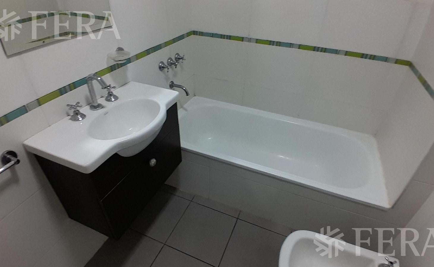 Foto de Alquiler Departamento 2 ambientes con balcón en Wilde, imagen 3