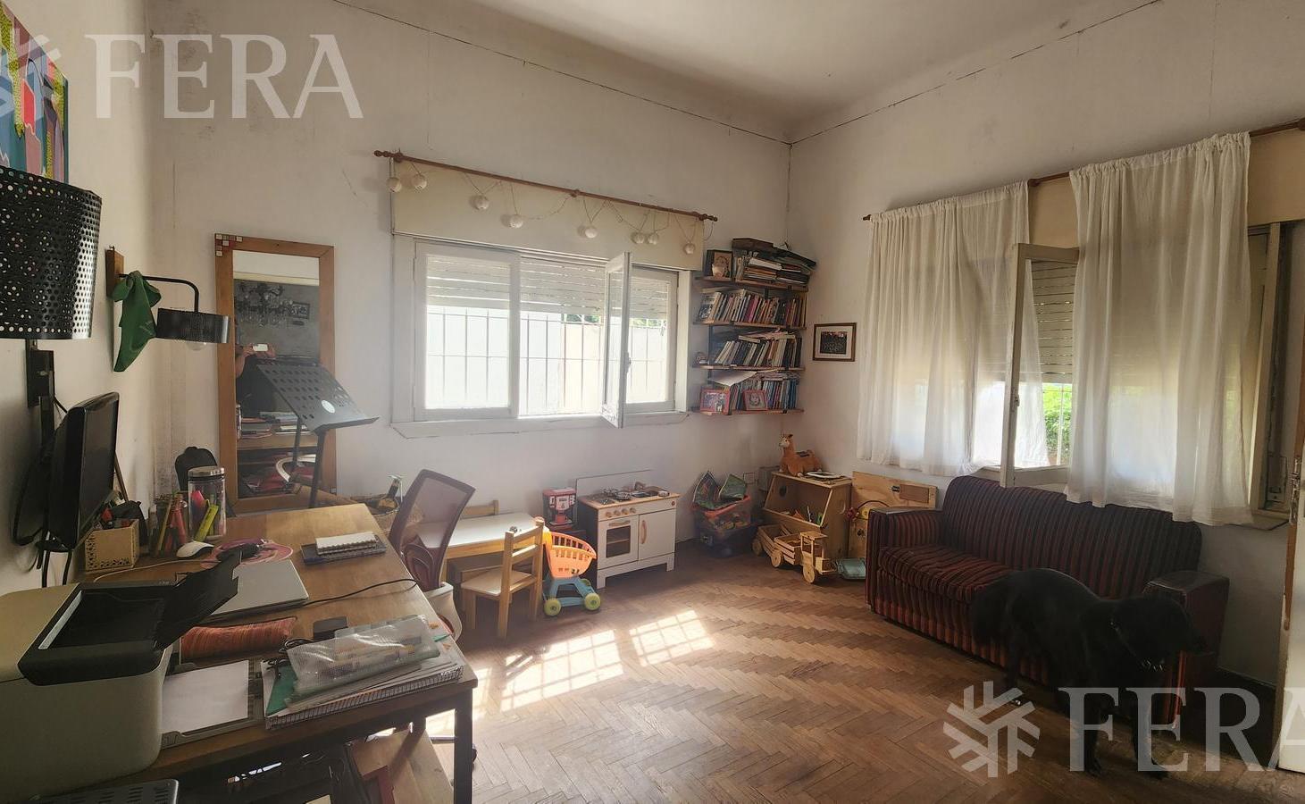 Foto de Venta casa 3 ambientes con cochera y jardín en Bernal, imagen 5