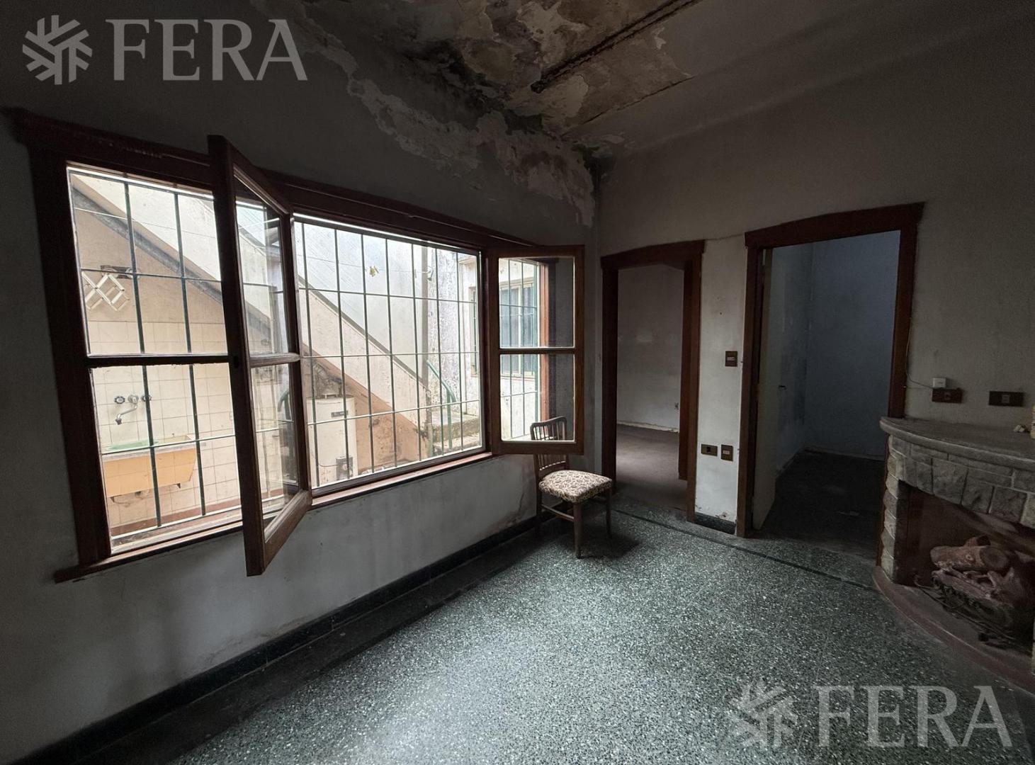 Foto de Venta Casa 4 ambientes con patio en Bernal Este, imagen 5