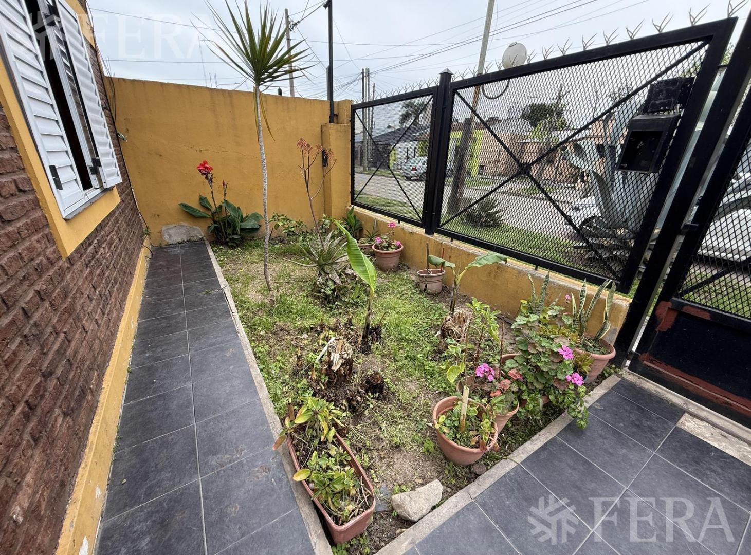 Foto de Venta casa 4 ambientes con patio en Quilmes Oeste, imagen 4