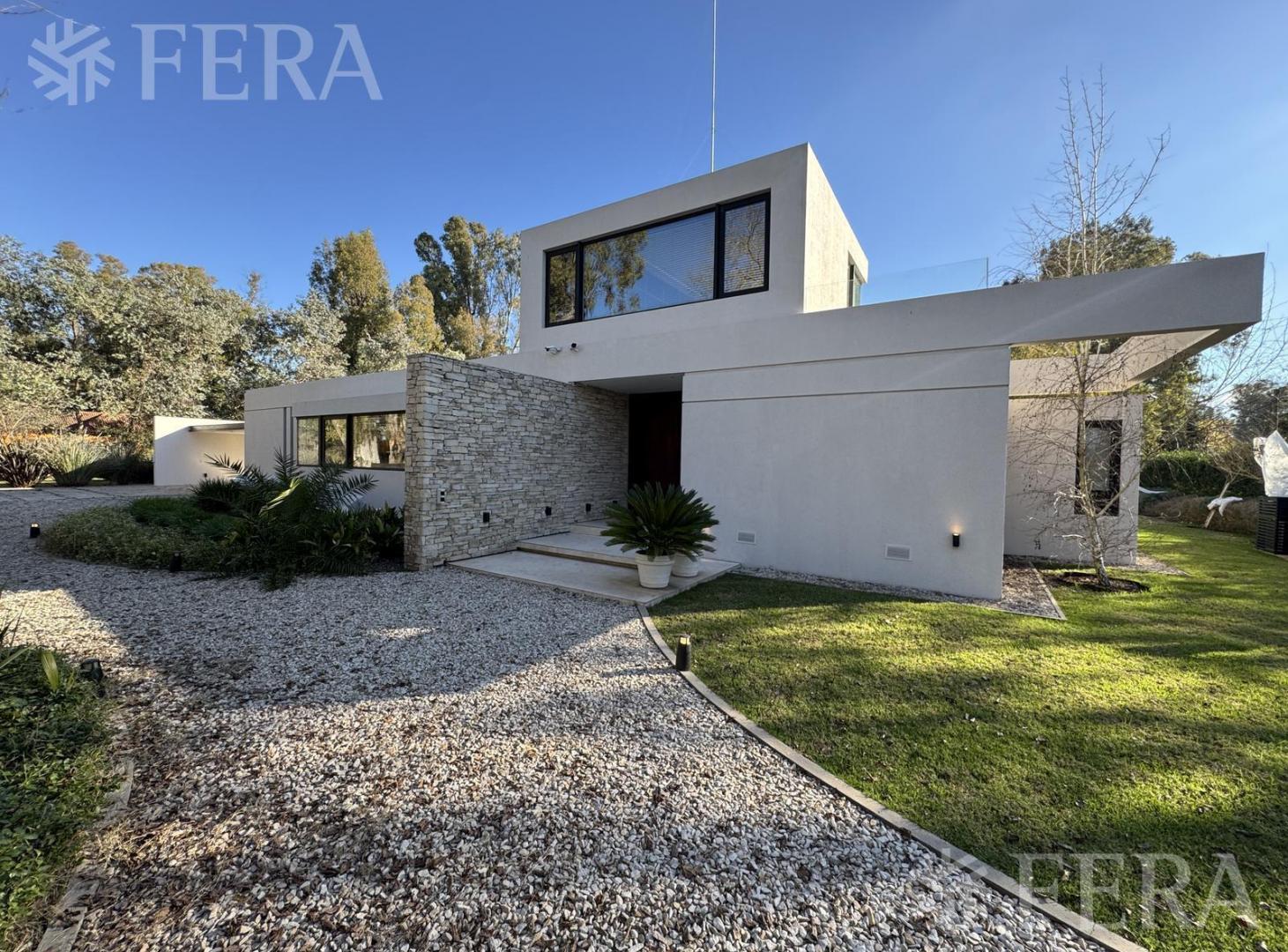 Foto de Venta Casa 5 ambientes con piscina en Campos de Roca I-Brandsen, imagen 2